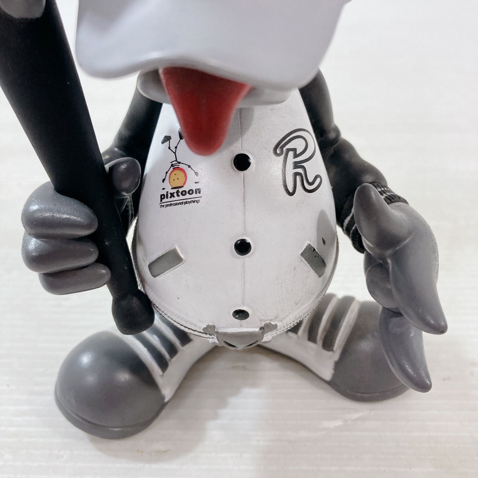 デビルダックドナルド ロックンロール ディズニー フィギュア
