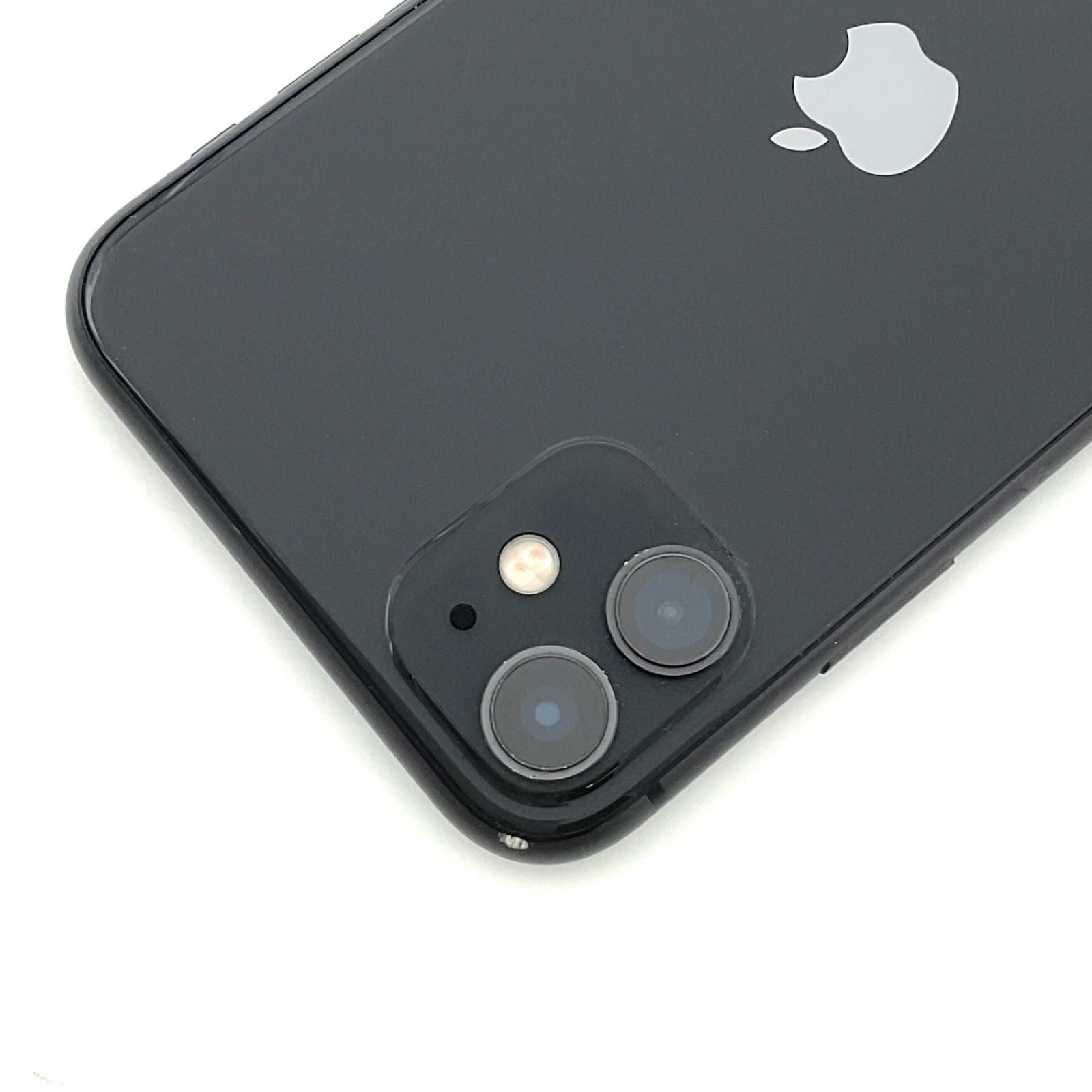 iPhone 11 ブラック 64 GB docomo iPhone 11 ブラック 64 GB