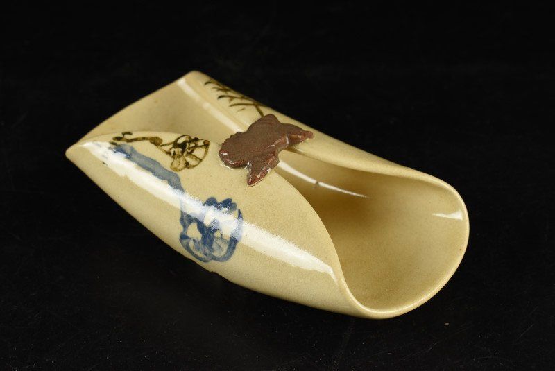 蔵A3522 錦光山 粟田焼 折鶴鳥文 箸置 おしぼり置 二客 IMPECCABLEHEALTHCARESERVICES_COM