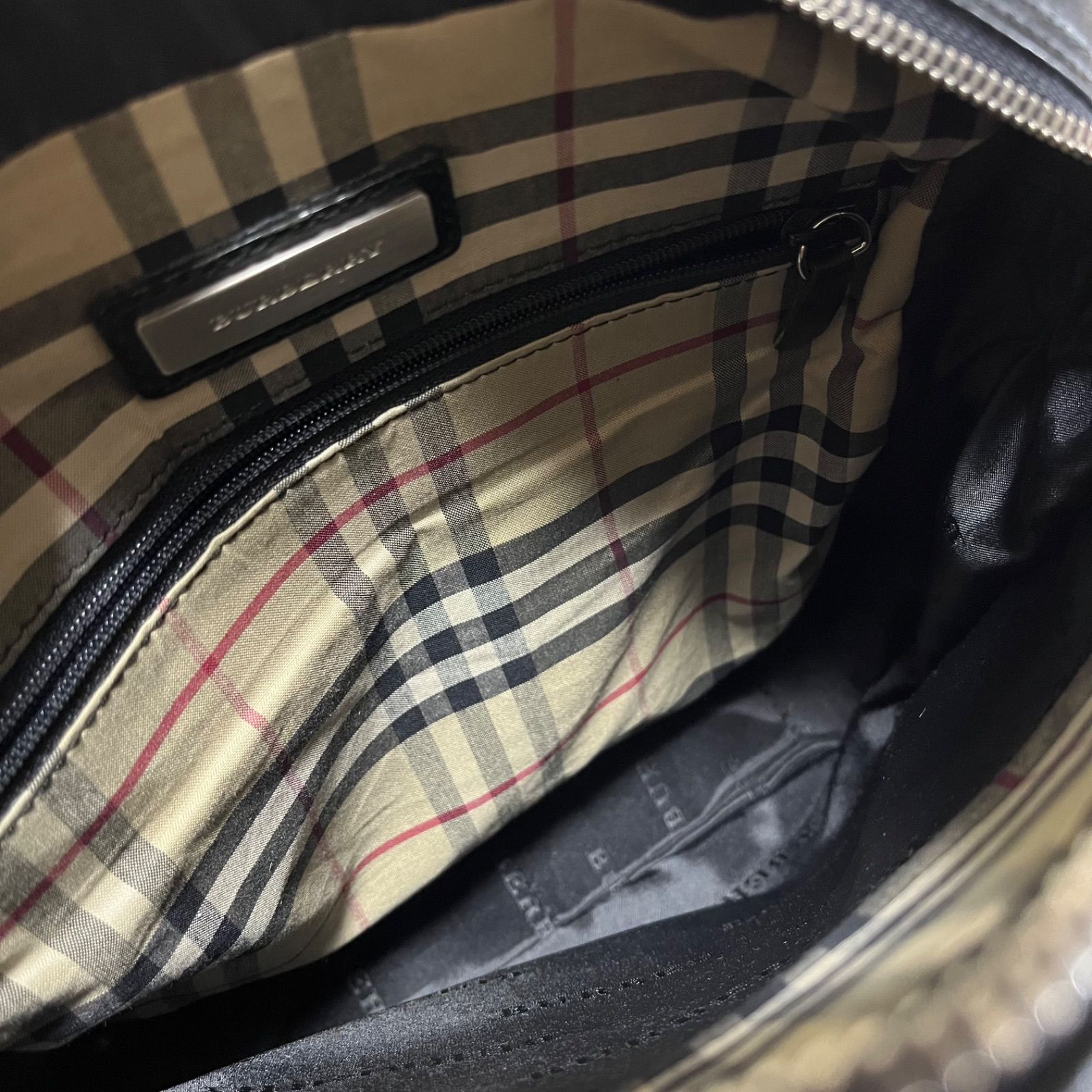 BURBERRY ノバチェック ショルダーバッグ オールレザー 本革 ブラック