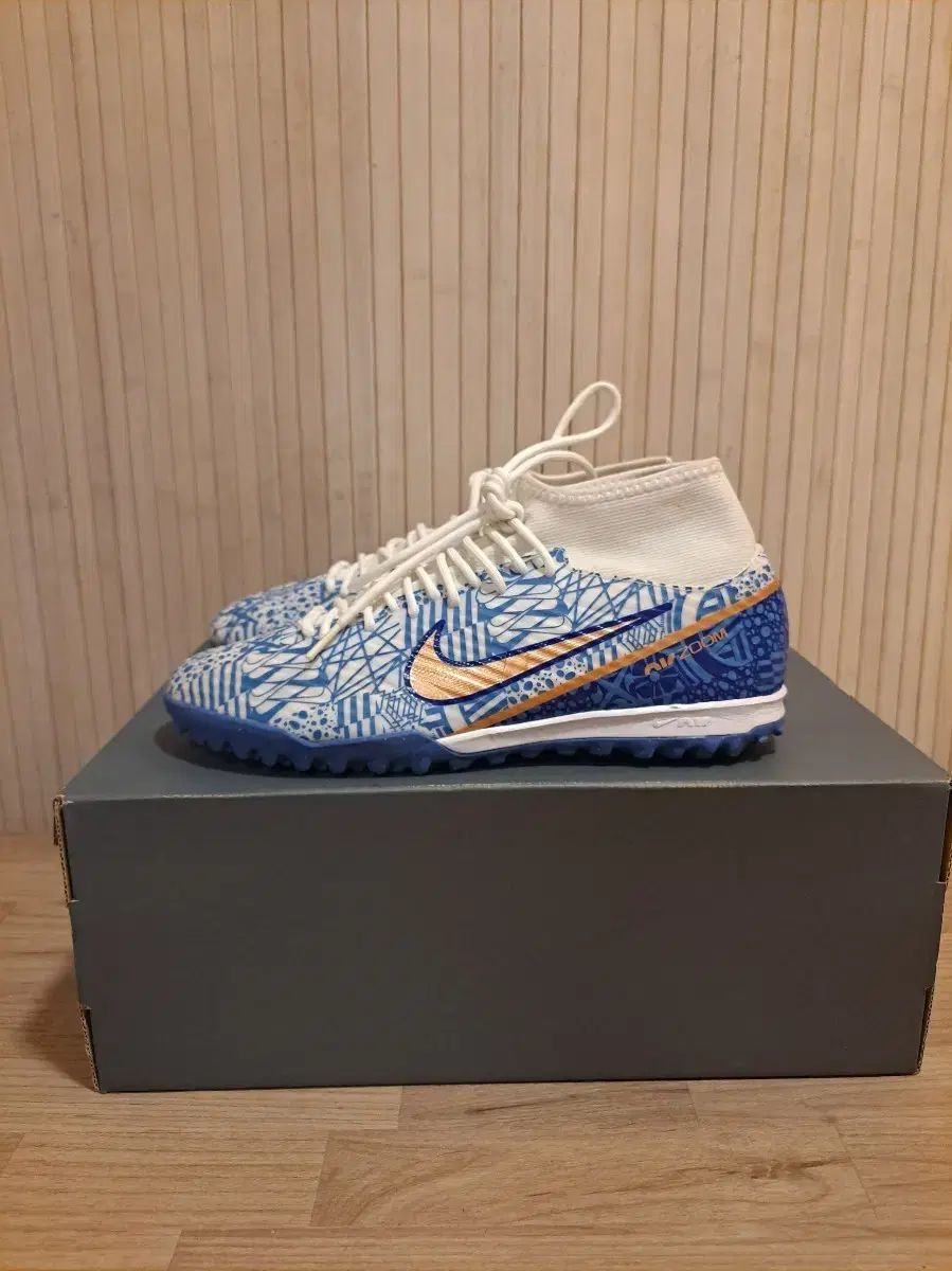 NIKE ナイキ ズーム マーキュリアル スーパーフライ 9 新条件