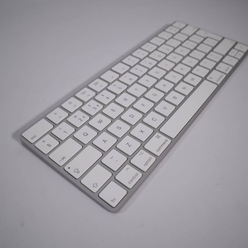 Apple Magic Keyboard A1644 日本語配列 JIS ワイヤレス