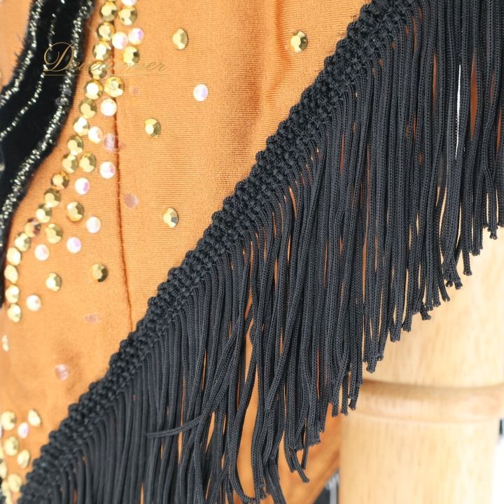 社交ダンス 衣装 ラテン ドレス ワンピース ラテンドレス フリンジ 黒 茶色 ゴールド 感 デモ 競技 ダンス パーティ 発表会 ブラウン系 ドレス デザイン おしゃれ フリンジ ステージ 輝き シンプル 発表会用 女性用 ダンス衣装