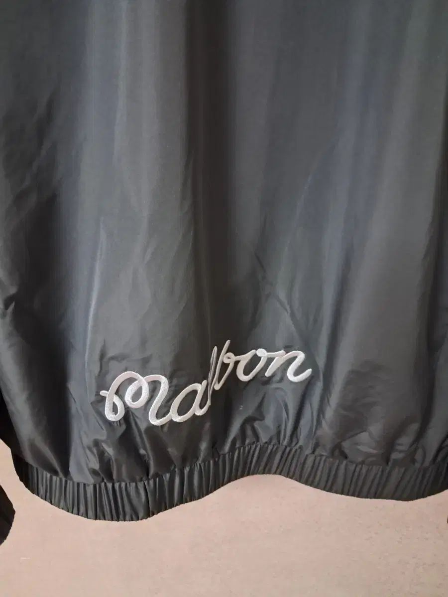 Malbon Golf 【新品タグ付き】ロゴ総柄 セットアップ S/M/L✅ Malbon Golf 【新品タグ付き】ロゴ総柄 セットアップ S/M/L