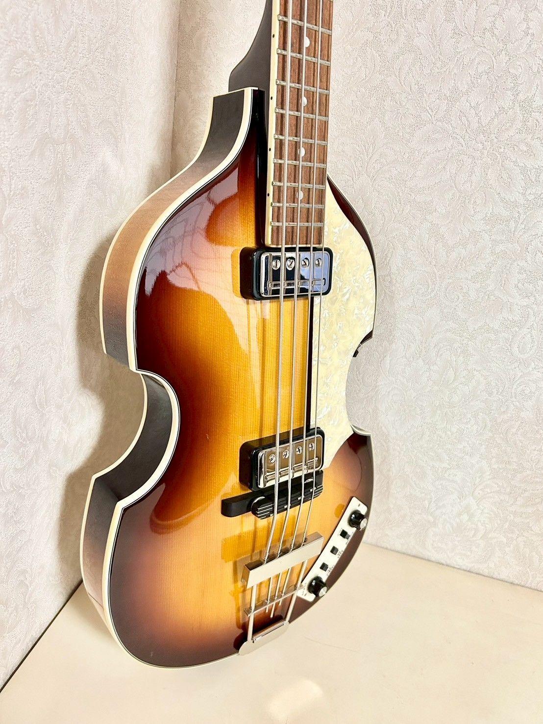 Hofner Contemporary Series HCT-500/1-SB ヘフナー