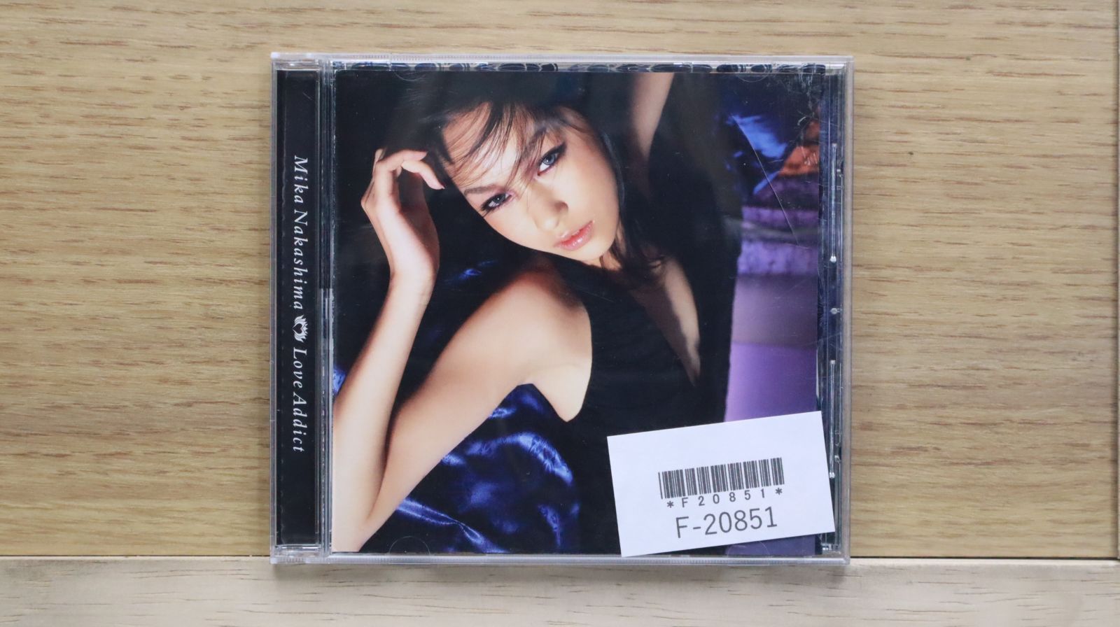 国内盤CD☆中島美嘉/Mika Nakashima□ Love Addict(CCCD