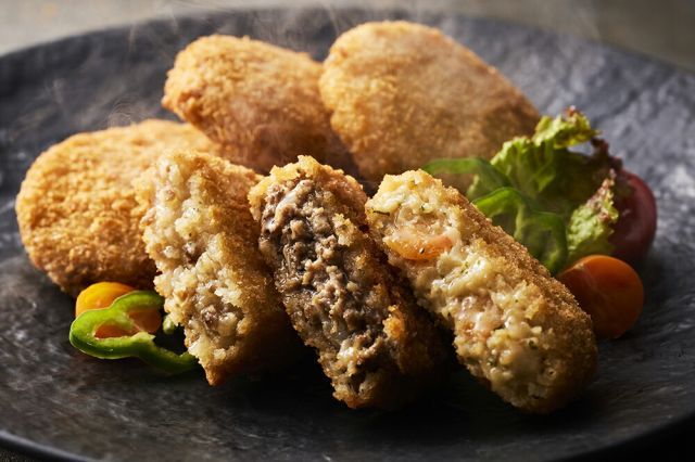 社交ダンス衣装オーバースカートorパニエ　 　2枚重ね　丈詰め無料 社交ダンス衣装オーバースカートorパニエ 2枚重ね 丈詰め無料