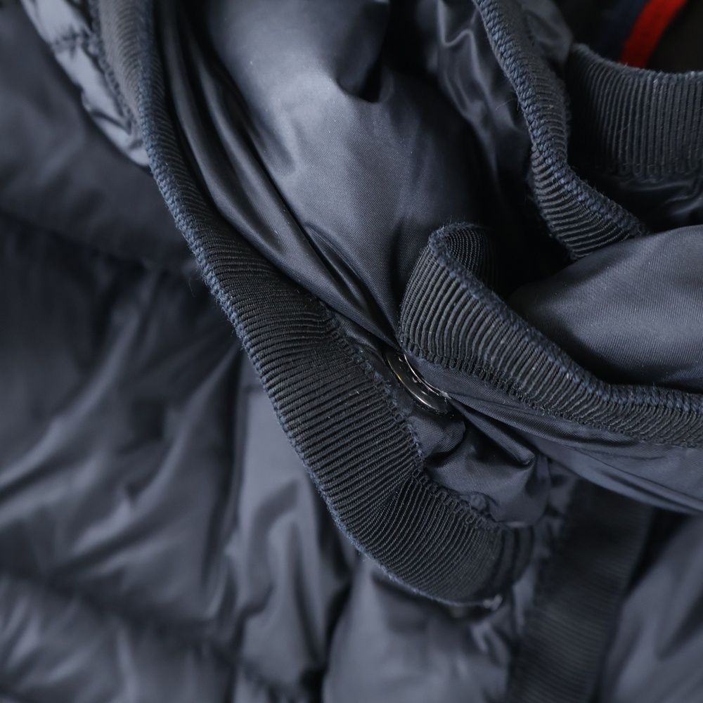 エルミンヌ フーデッドジップアップダウンジャケット