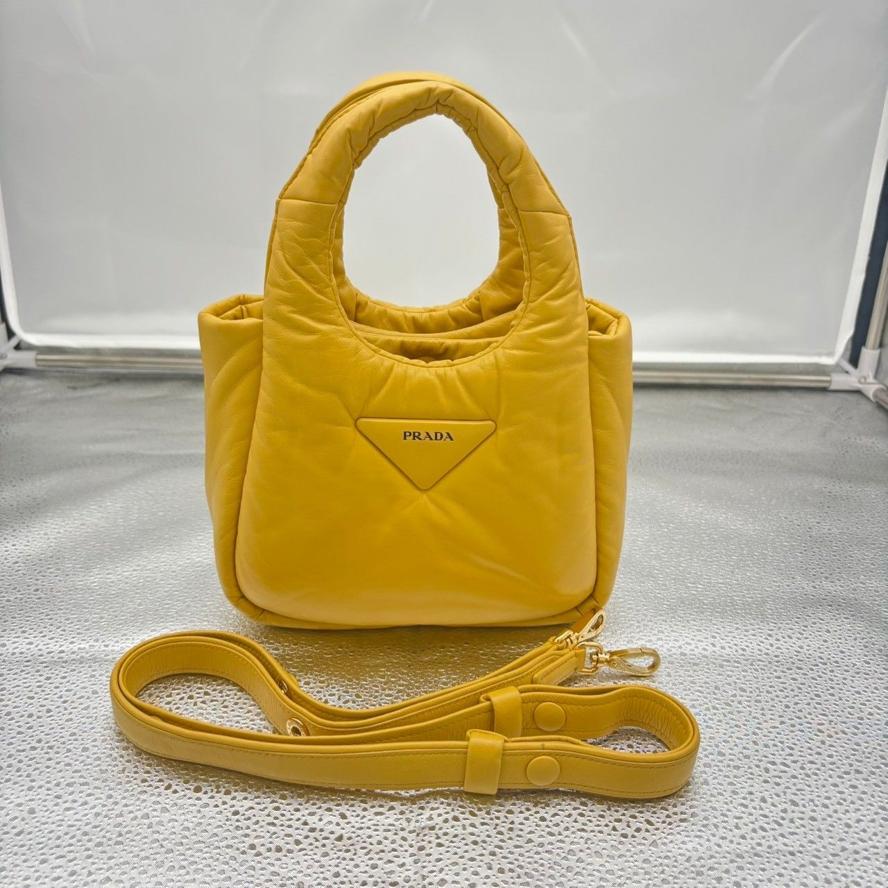 PRADA ソフト パデッド 2way ショルダーバック 1BA359 イエロー