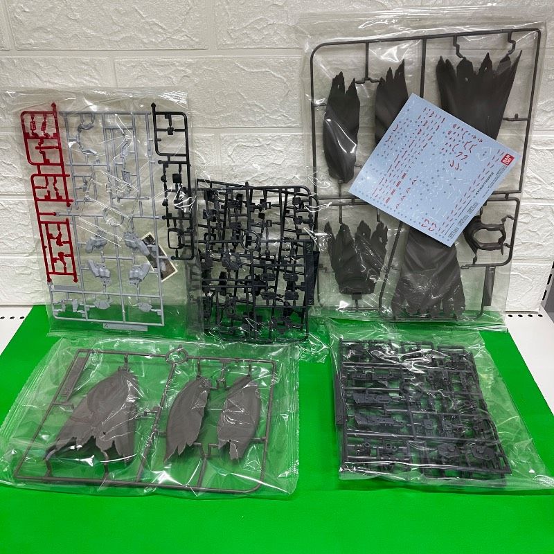 ガンプラ バンダイ