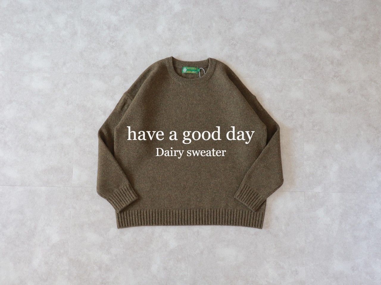 着用スタッフhave a good day / Dairy sweater