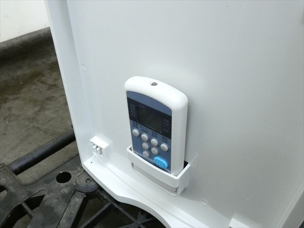 コロナ/CORONA☆窓用ルームエアコン冷房専用☆CW-F1619E7 管