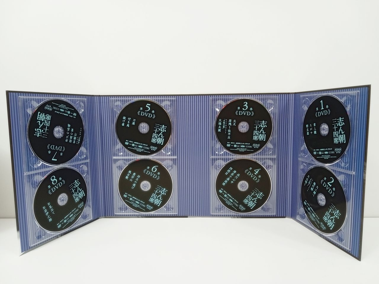 NHK 志ん朝三十四席 DVD全8枚+CD全5枚セット 中古 [M-4077] - メルカリ