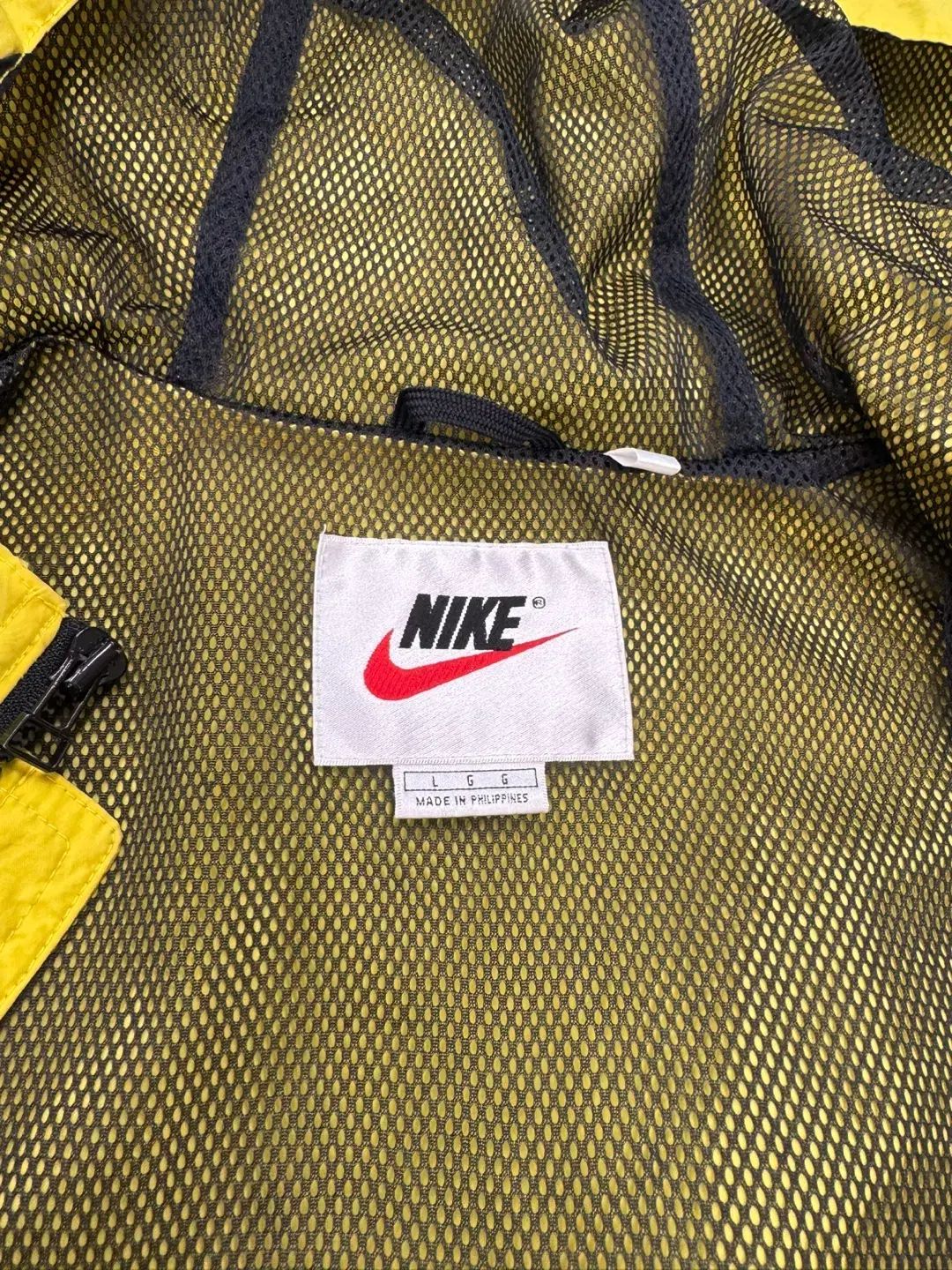 100 Nike