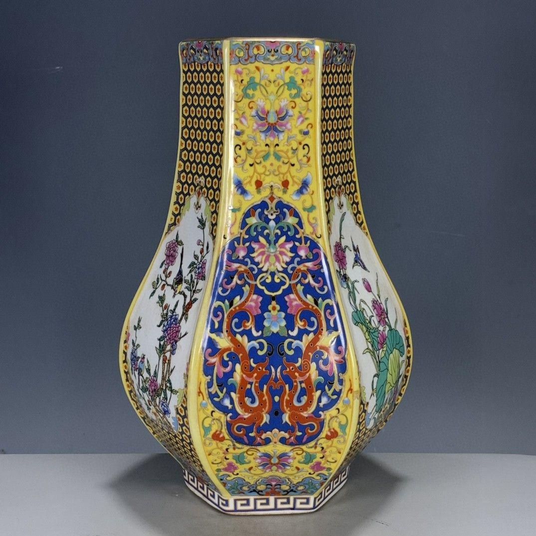 粉彩蓮花文様両耳花瓶 花挿 仏堂花瓶 景徳鎮 陶磁器  装飾品  工芸品  置物 粉彩蓮花文様両耳花瓶 花挿 仏堂花瓶 景徳鎮 陶磁器 装飾