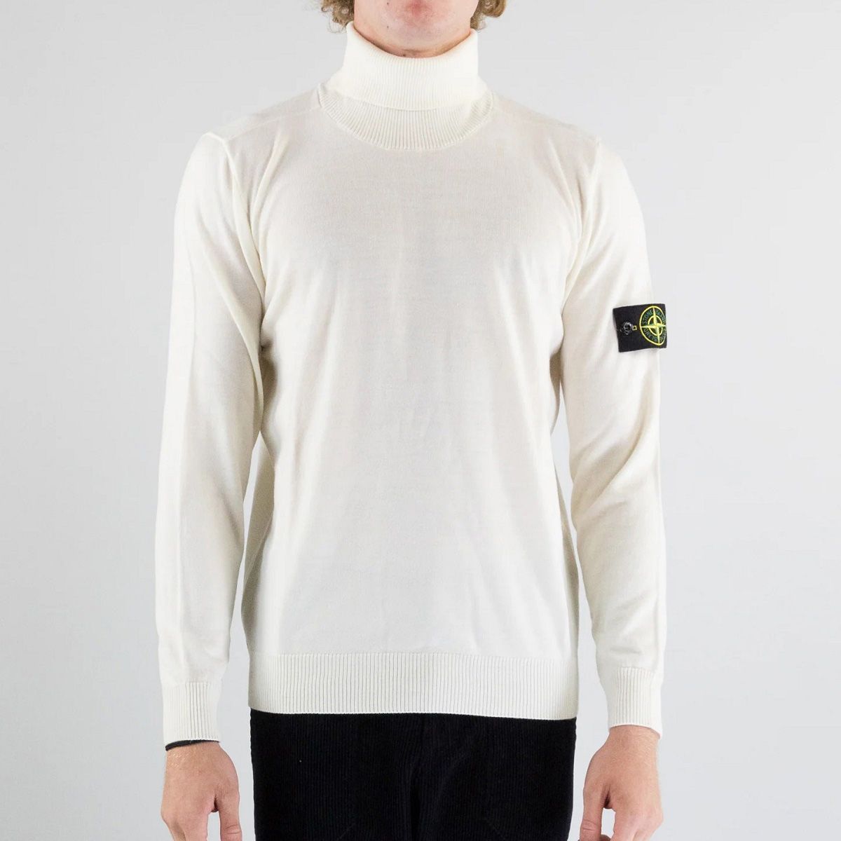 2 STONE ISLAND ストーンアイランド 8115525C4 V0099 ホワイト 