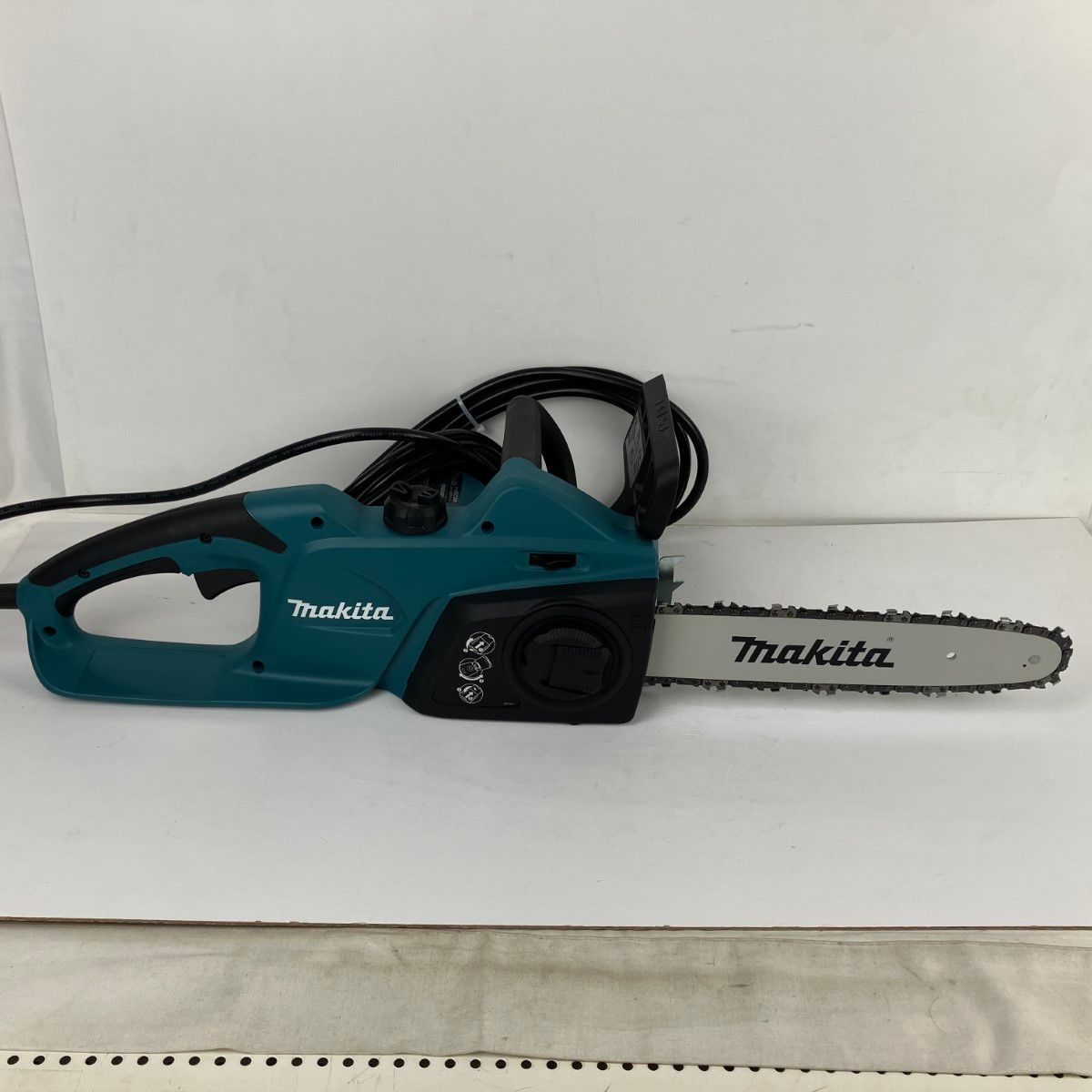 ЗЗMAKITA マキタ 100v 300mm チェーンソー MUC3041 オンライン ブルー