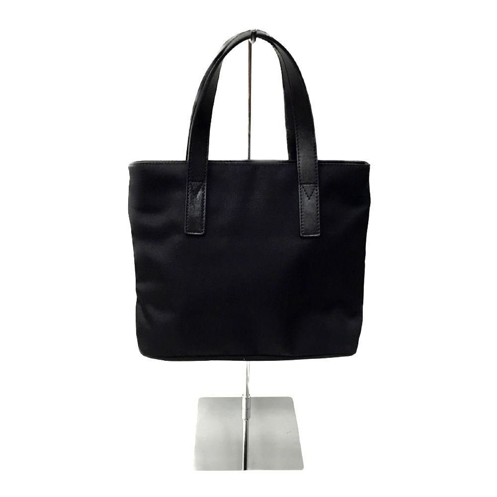 フェンディ　ハンドバッグ　エピレザー　FF金具　エンボスロゴ　ブラック　黒 FENDI - フェンディ ハンドバッグ エピレザー FF金具 エンボス