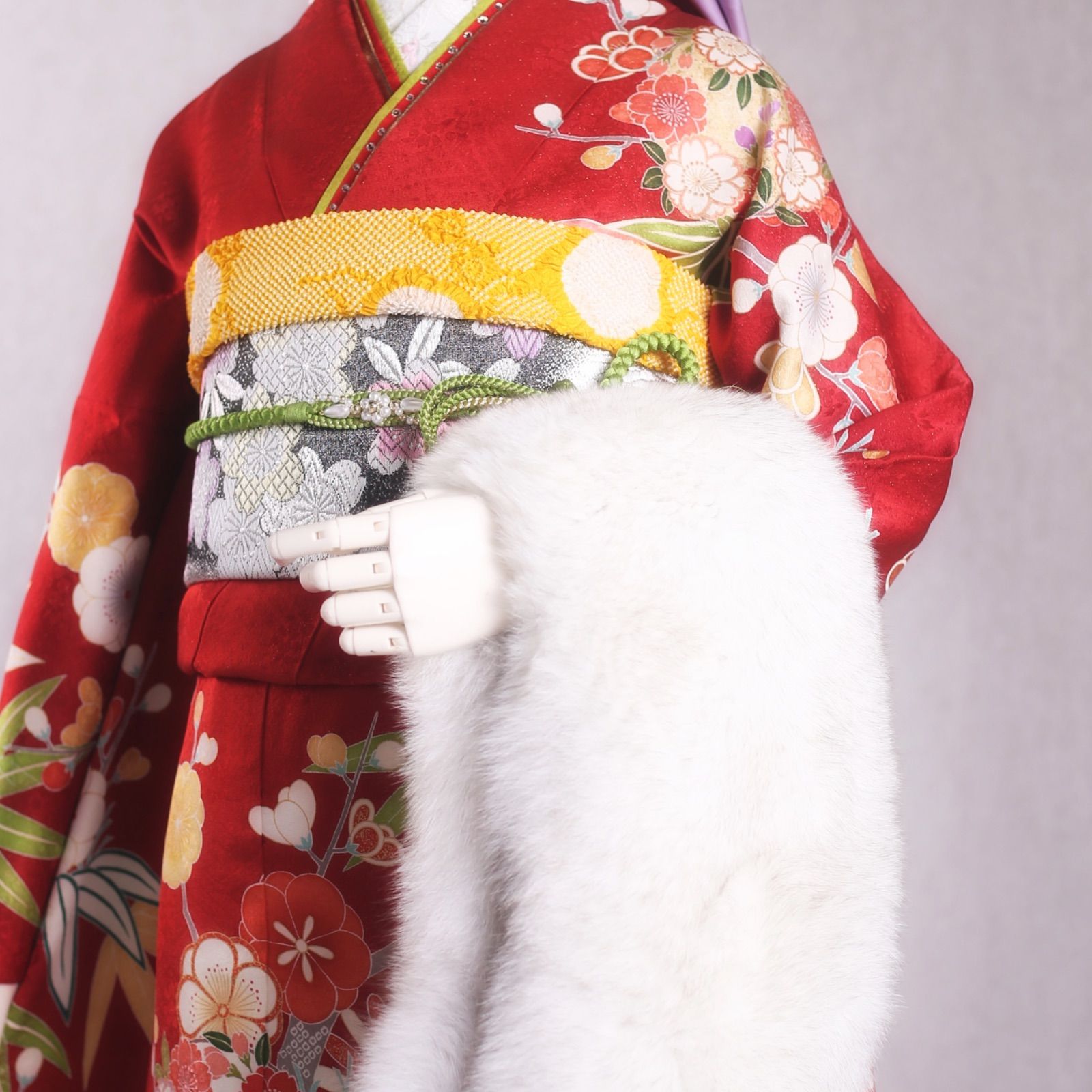 成人式　豪華　振袖フルセット　 　　　　メルカリ市SALE 　フェザーショール付 楽天市場】成人式 ショール【SAGA FURS (ブルーフォックス)白銀