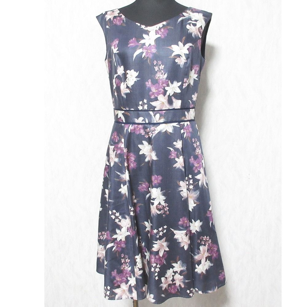 美品 LAISSE PASSE レッセパッセ フラワープリント ノースリーブ