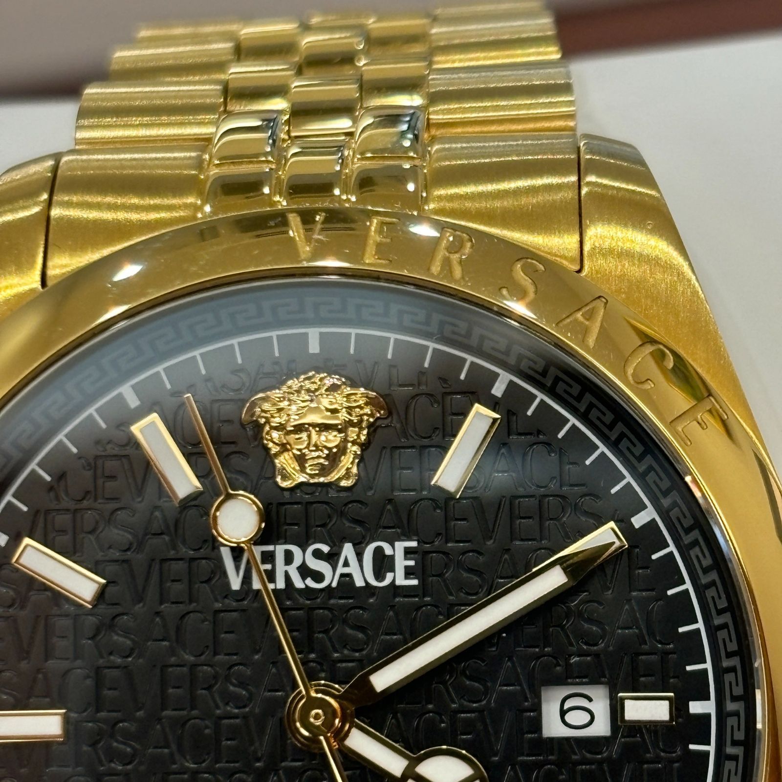 ΩNA4089 大人気！VERSACE ヴェルサーチェ 腕時計 Anteo アンテオ