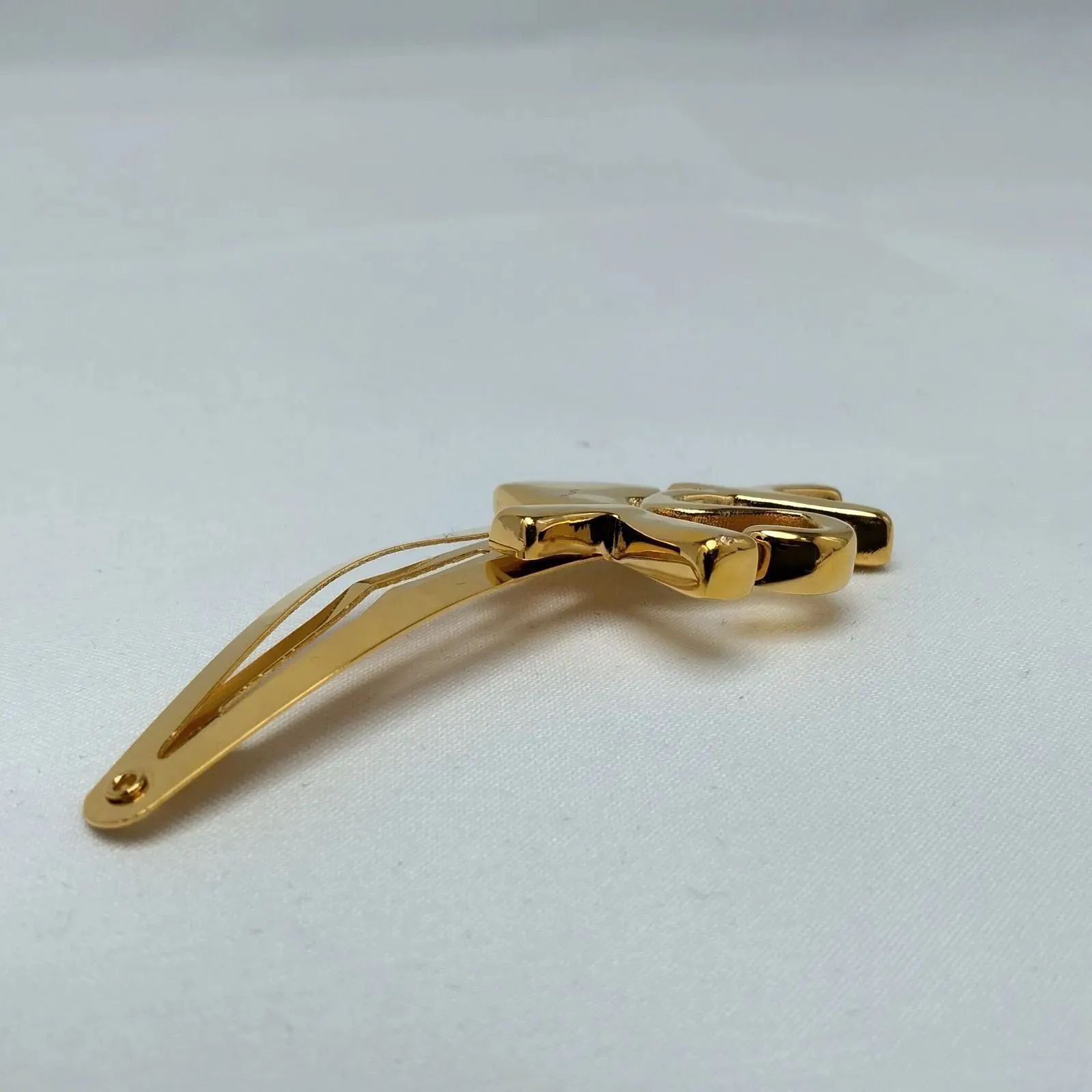 ✨️SAINT LAURENT✨️サンローラン YSL カサンドラヘアクリップセット