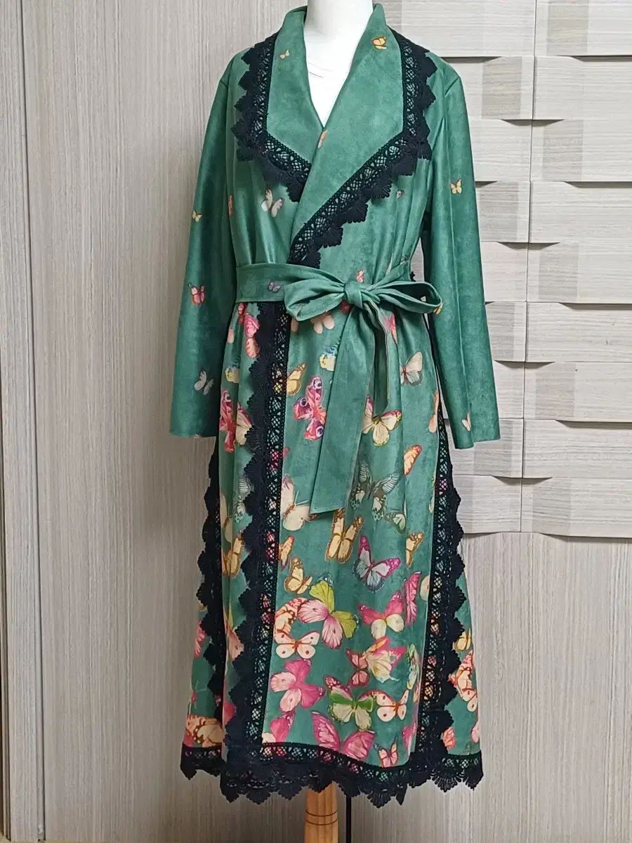 蝶パータン グリーン ロング ガウン レース 装飾 DECORATOM_COM_BR