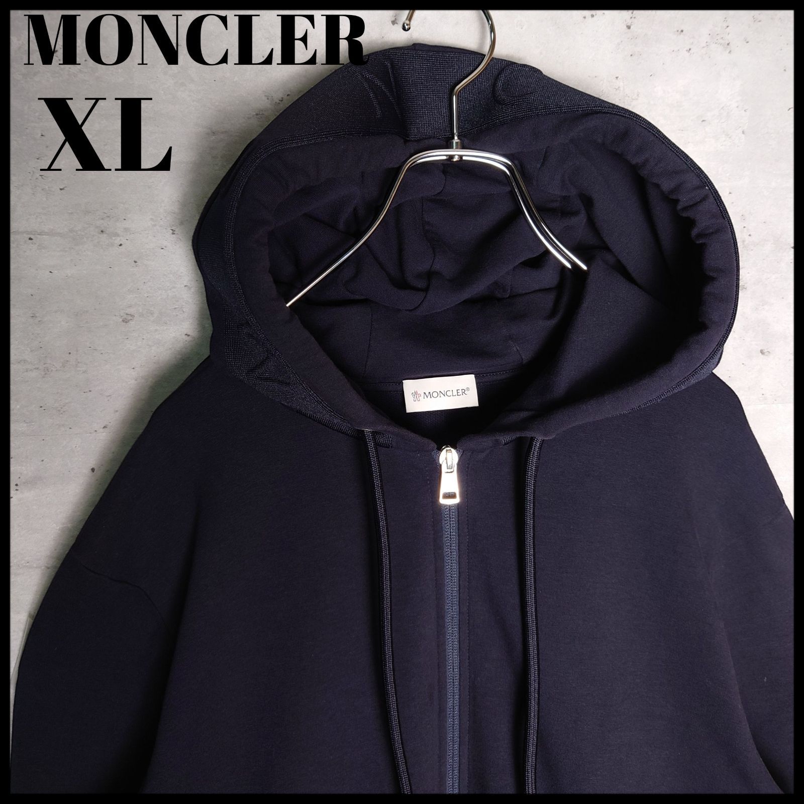 ✨ 美品 MONCLER モンクレール XL フードロゴ パーカージップアップ 