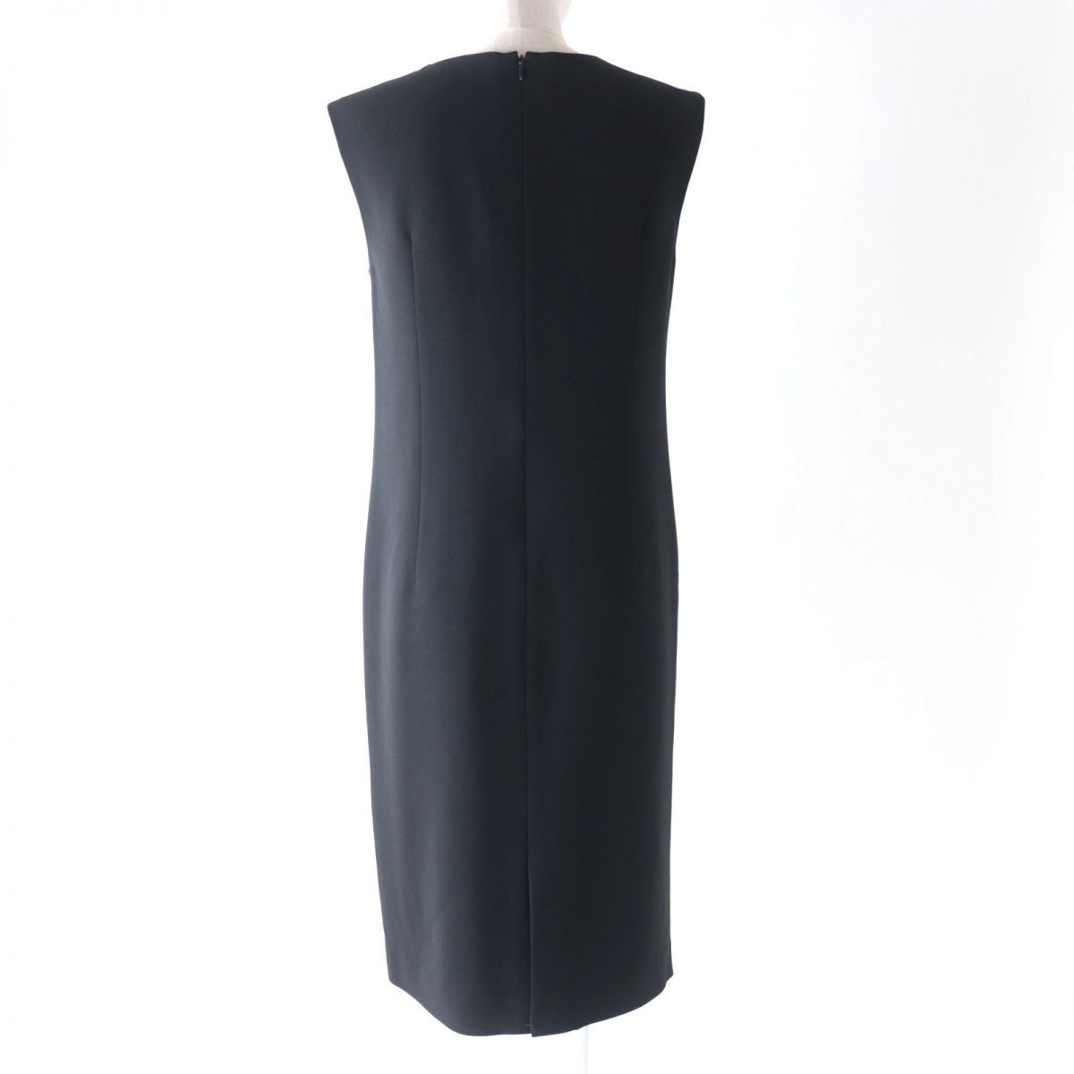 未使用品☆定価52800円 Glace Class グレースクラス 2843 Vネック 