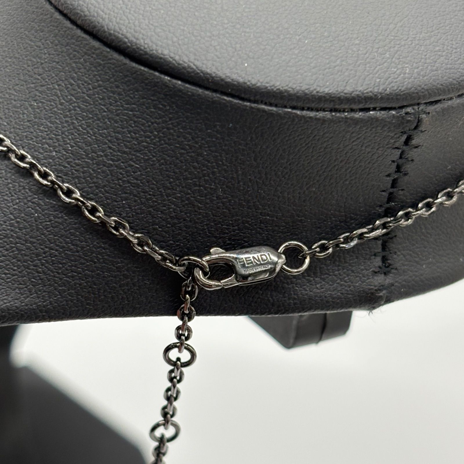 極美品】FENDI Fロゴ ブラック ネックレス フェンディ ユニセックス 