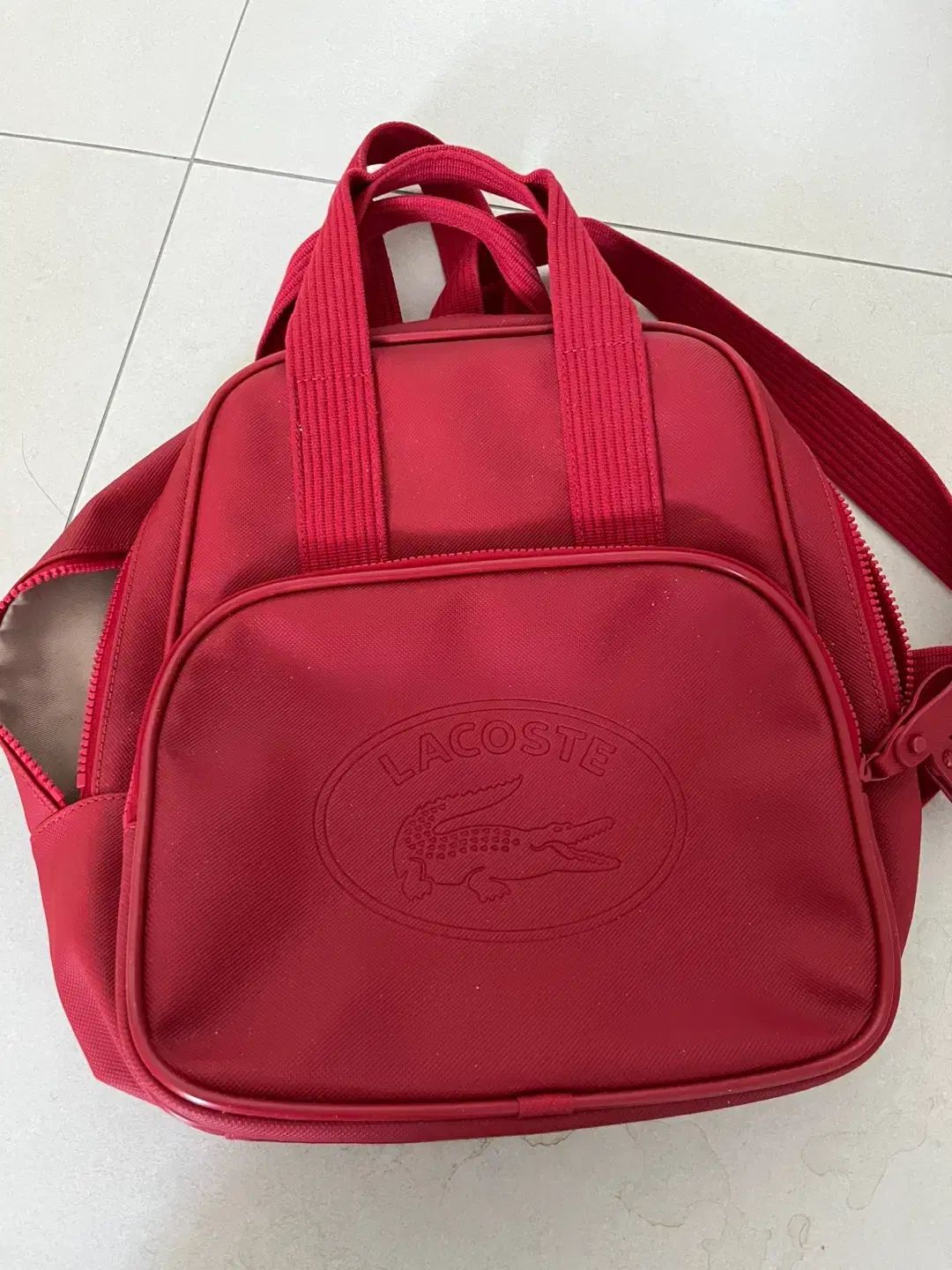 LACOSTE ラコステ Lacoste 二次 バッグ 赤 販売