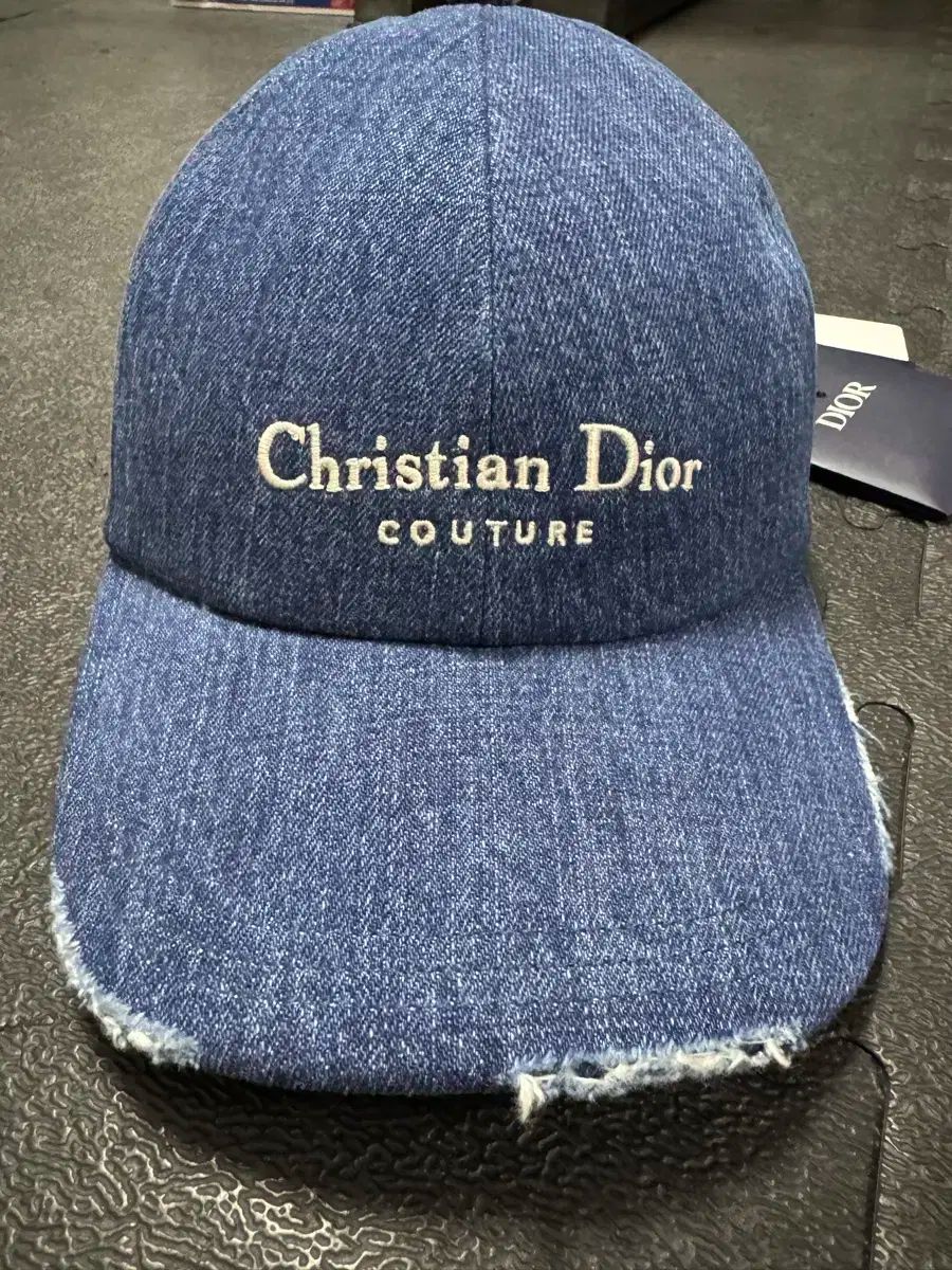 クリスチャンディオール　デニムキャップ Dior Oblique D-Player Cap Blue Stonewashed Denim Jacquard | DIOR