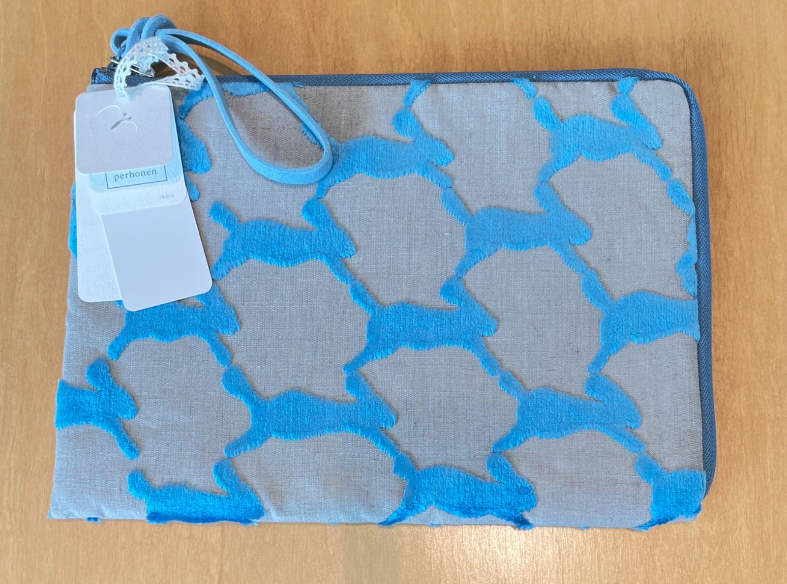 ミナペルホネン タブレットケース - メルカリ