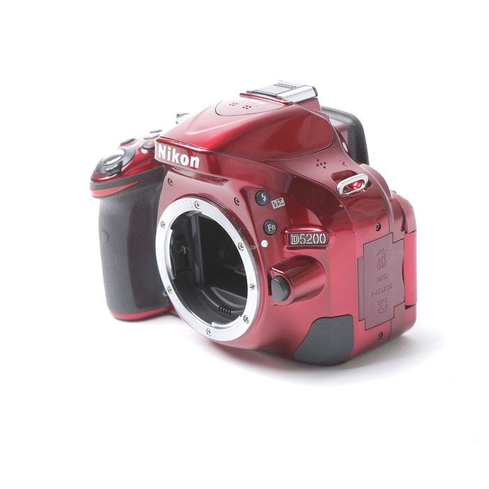 ✨Nikon ニコン D5200 デジタルカメラ ジャンク品 通電確認済み 赤