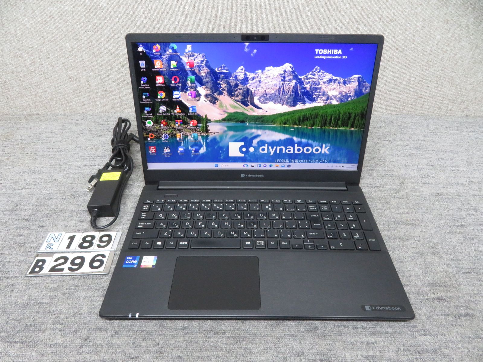TOSHIBA dynabook PZ/HPB / 高性能 Core i7-1165G7 / 高速起動