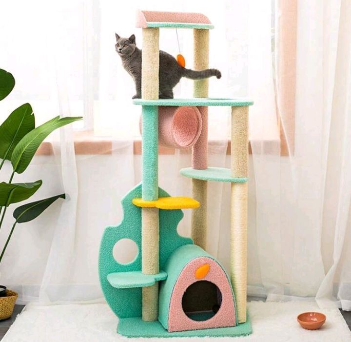猫のタワー シーサル製の猫の爪研ぎ 大型の猫活動タワー ペット用品 おもちゃ