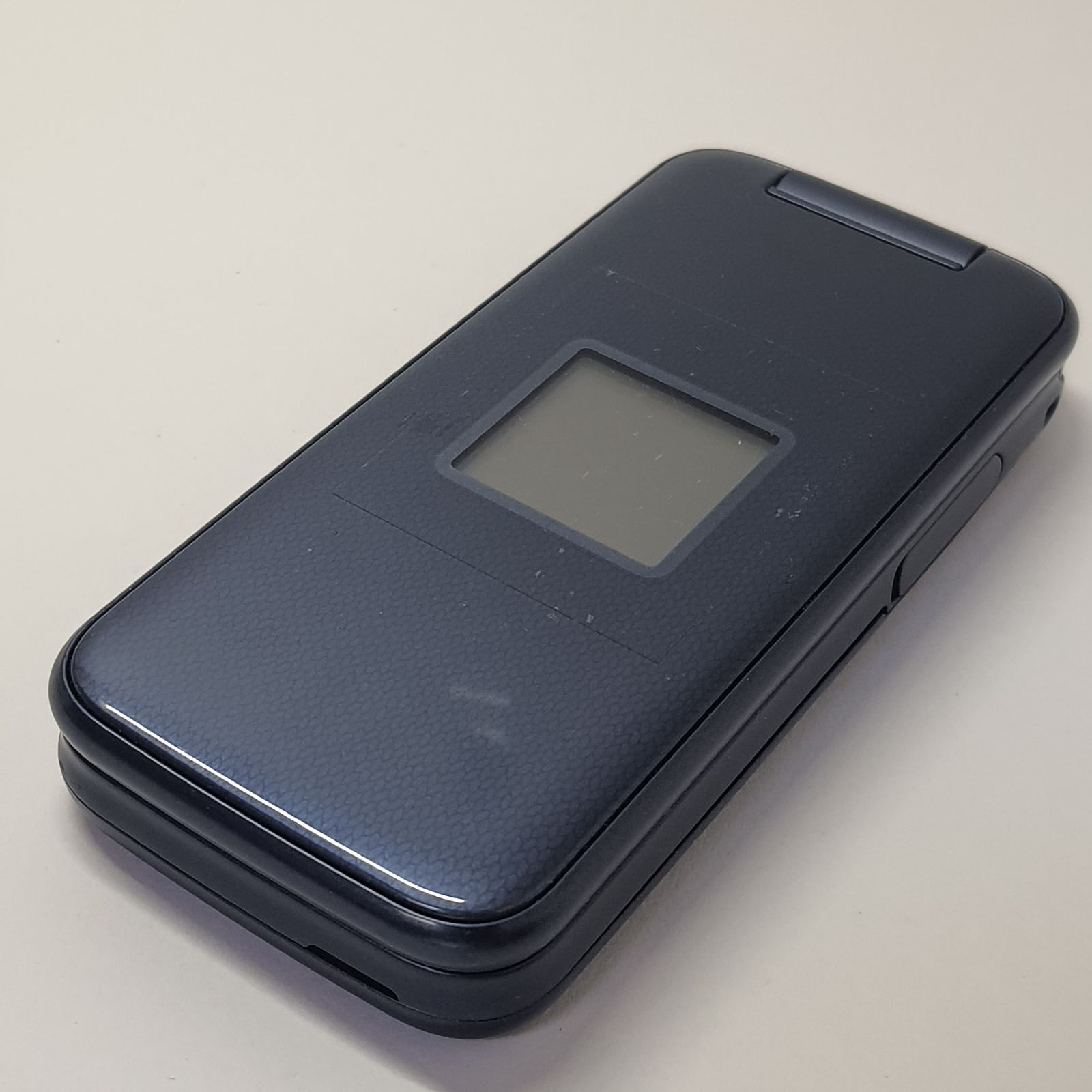 NTTdocomo - docomoF-01M 4Gガラケー らくらくホン F-01M | らくらくホン | 製品 | NTTドコモ