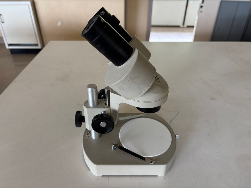 双眼実体顕微鏡 UCHIDA CW-C1 IMPECCABLEHEALTHCARESERVICES_COM