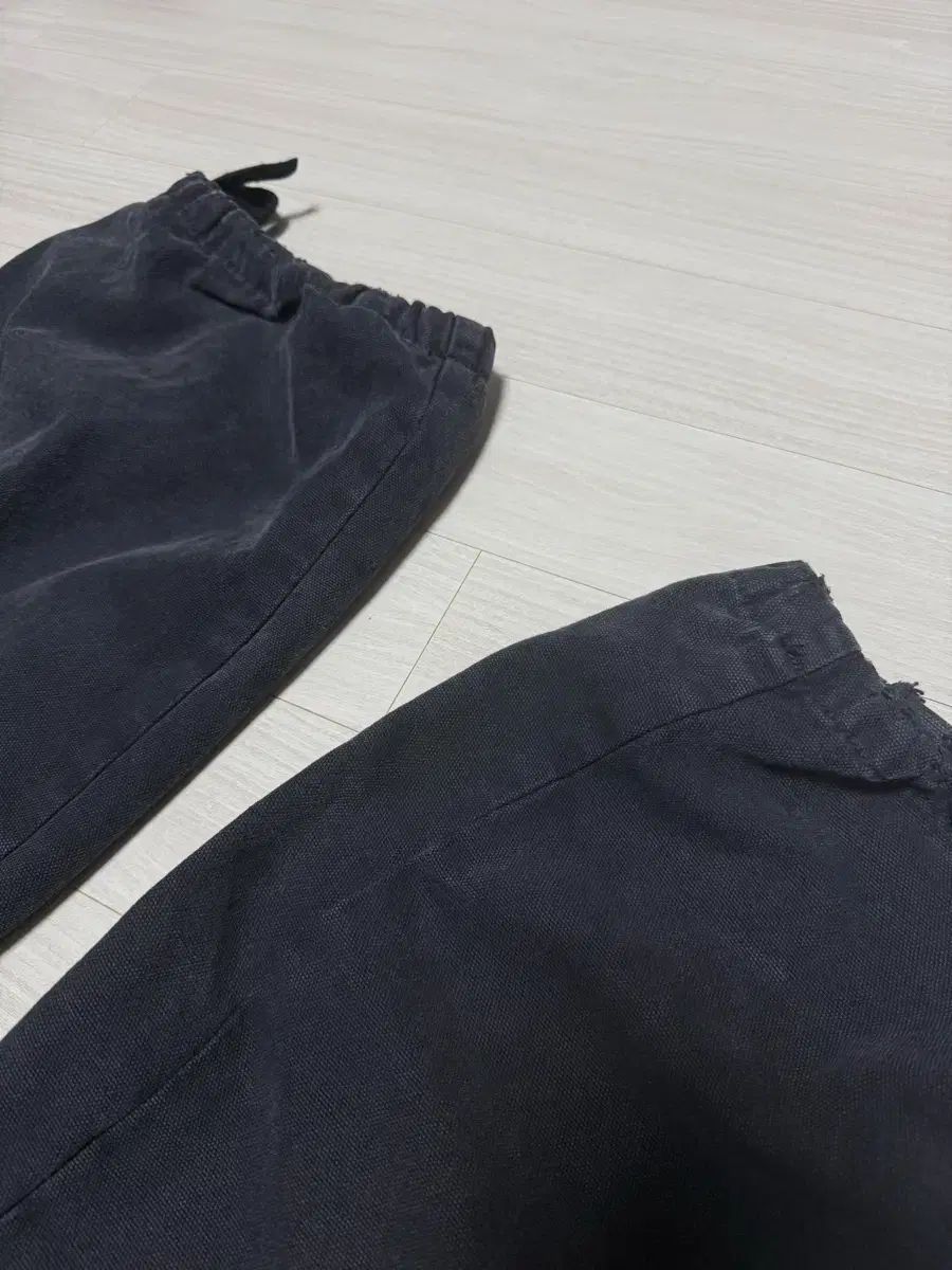 パンツ 黒