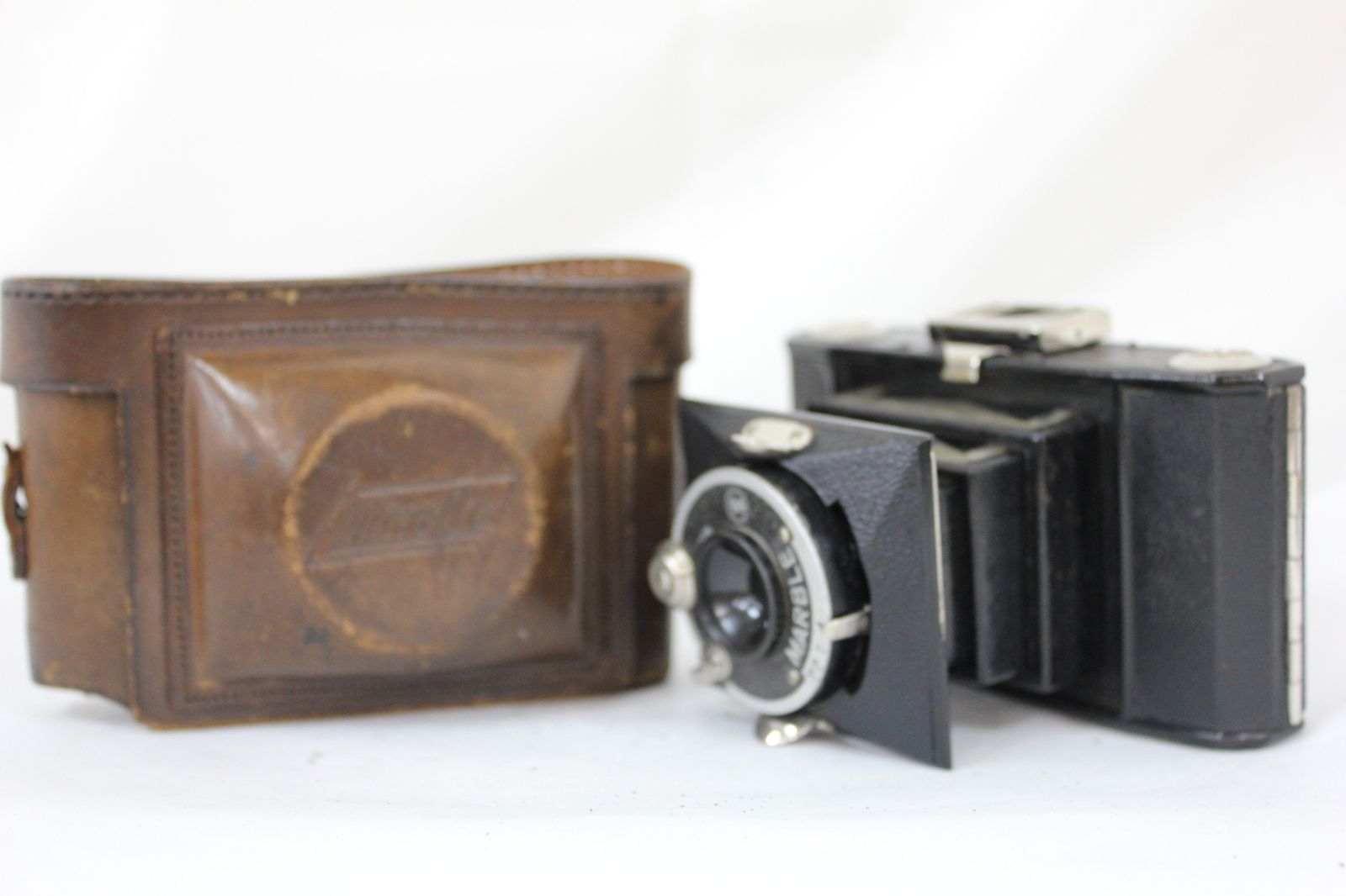 品 ミノルタ Minolta MARBLE ケース付き 蛇腹カメラ M5992