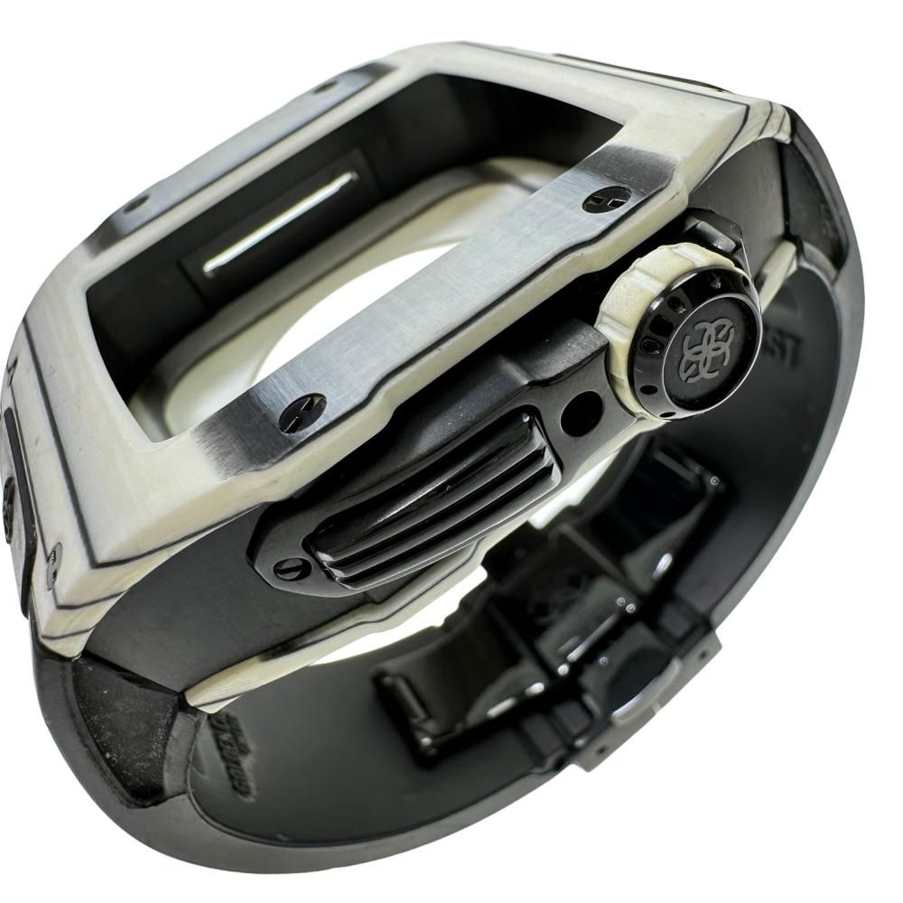 ゴールデンコンセプト アップルウォッチケース