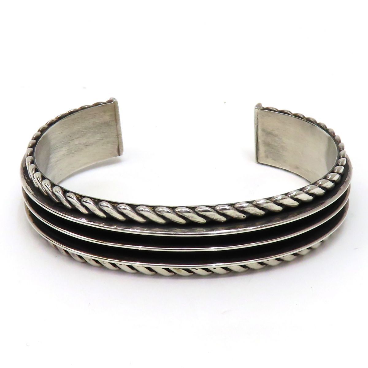 信頼も厚い HAWK TOM トムホーク スターリング STERLING ナバホ族 NAVAJO アクセサリー