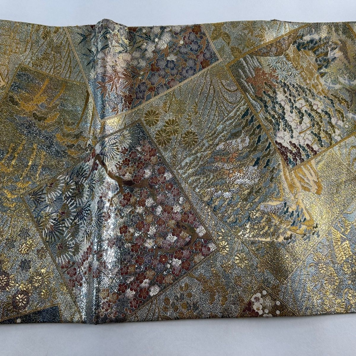 袋帯 美品 逸品 加賀名品百撰 色紙 風景 金糸 箔 金色 全通 正絹