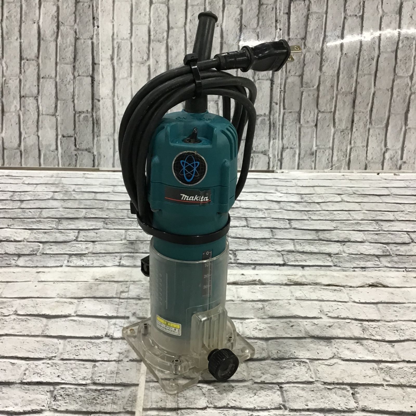 マキタ(makita) 電子トリマ 3707FC【川口店】