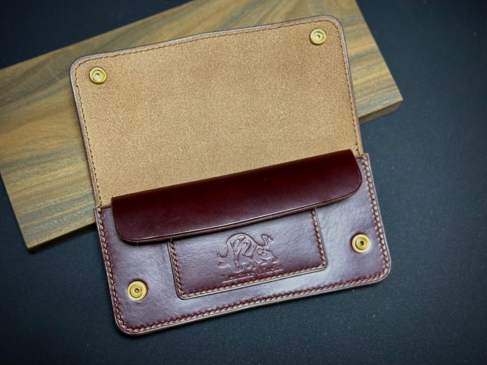 トラッカーウォレット TW-01【クロムエクセル / 茶芯バーガンディ