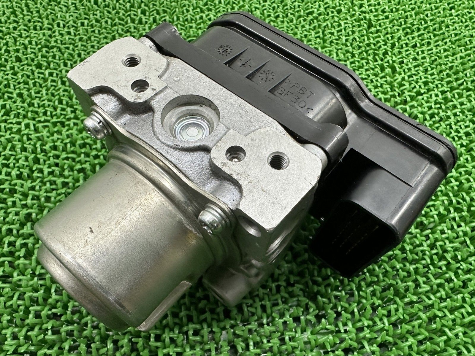 ZZ-R1400 ABSアクチュエーター ZXEF1/HU019 カワサキ 純正 中古