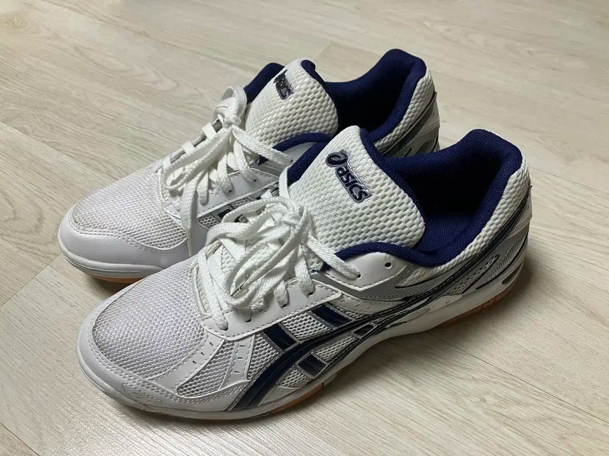 Asics(アシックス) 宝くじ 280 サイズ