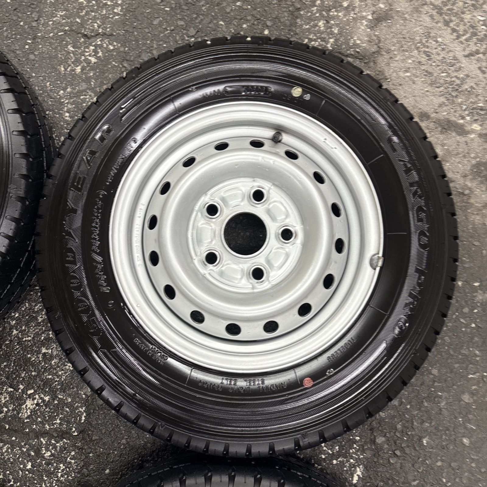 純正ホイールタイヤセット