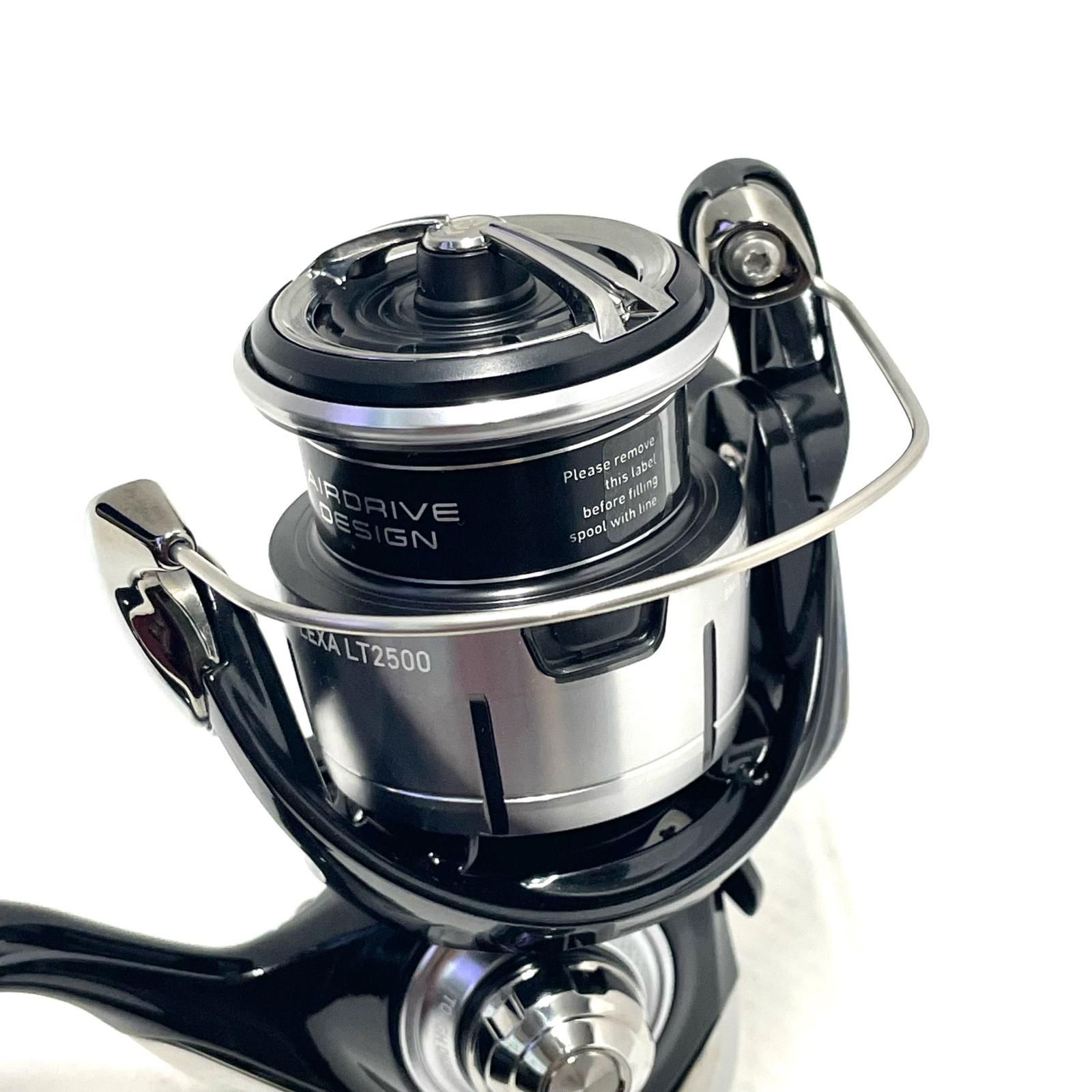 LT2500 スピニングリール