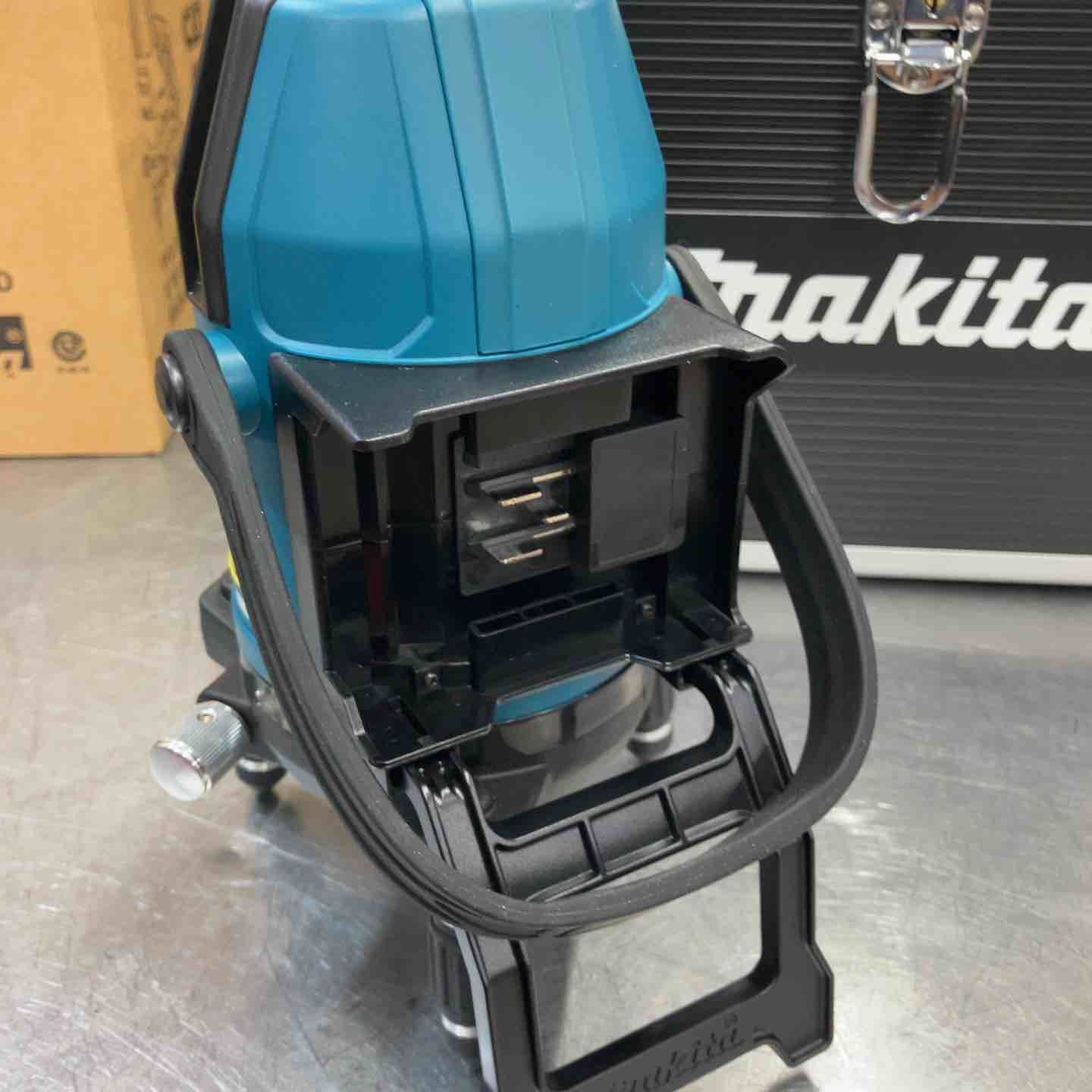 店頭 マキタ makita 10.8Vグリーンレーザー墨出し器 SK20GD 東大和店 HRDEVELOPMENT_JP